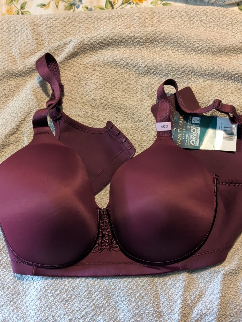 Vanity Fair Beauty Back Full Coverage Bra in Deep Wine NWT